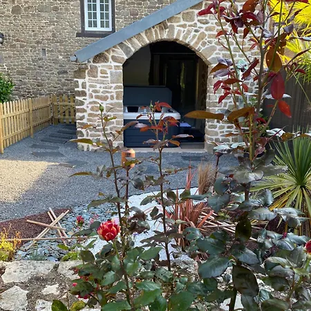 Les Romeline Apartment