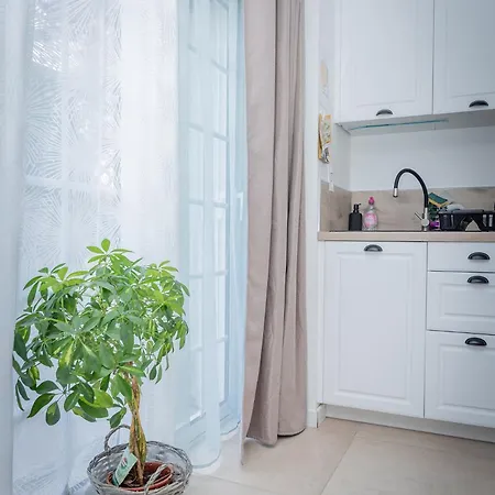 Les Romeline Apartment Montviron