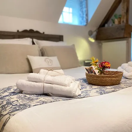 Les Romeline Apartment Montviron