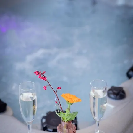 Les Romeline Montviron