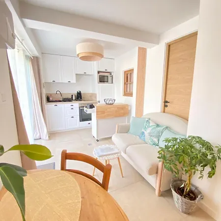 Apartment Les Romeline *