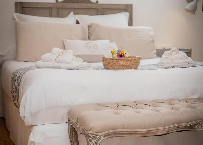 Les Romeline Montviron