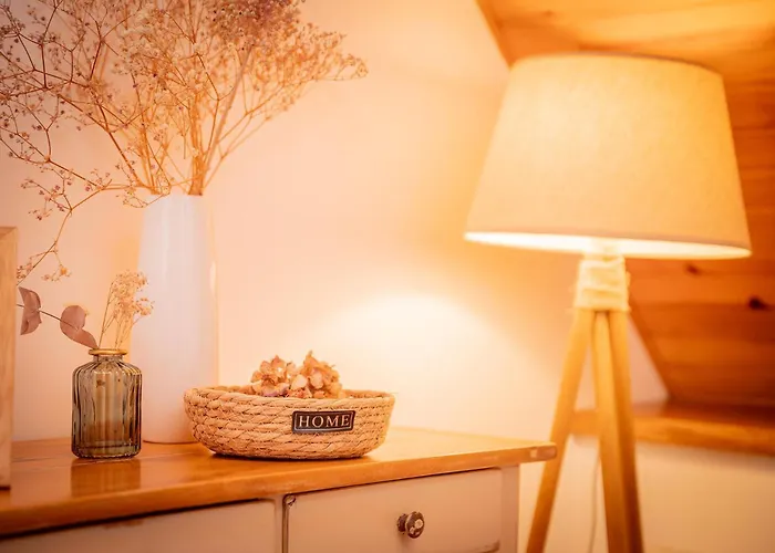 Les Romeline Apartment *