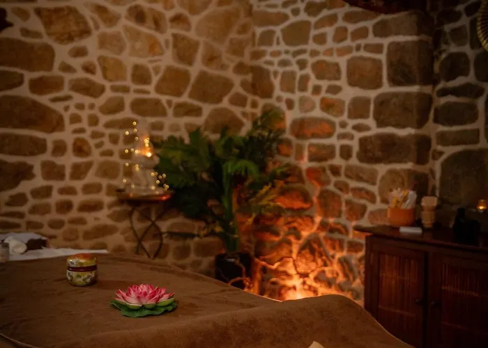 Les Romeline Montviron